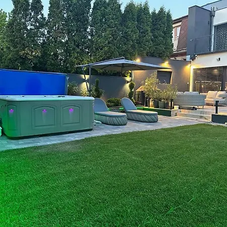 Oasis Of Green Streamside Relaxation